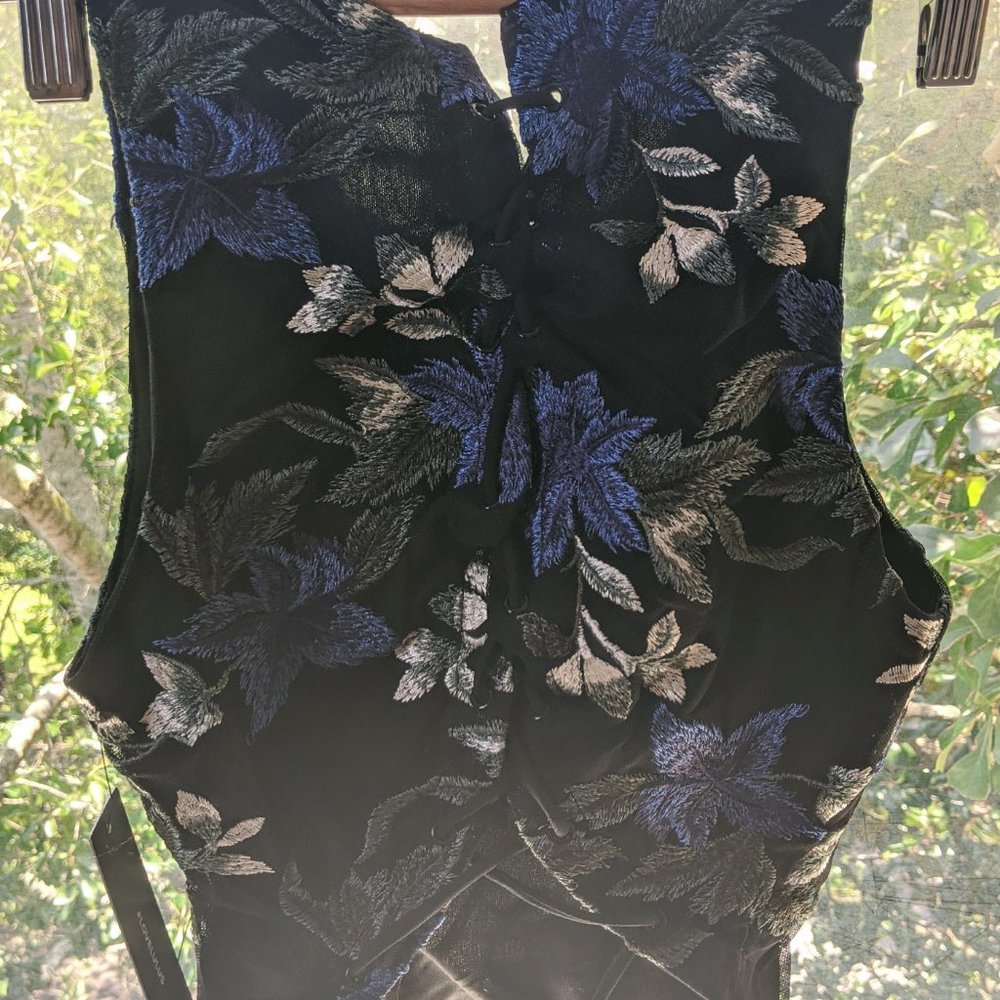Lulus Botanical Floral Print Embroider Two-Piece - Picture 4 of 10